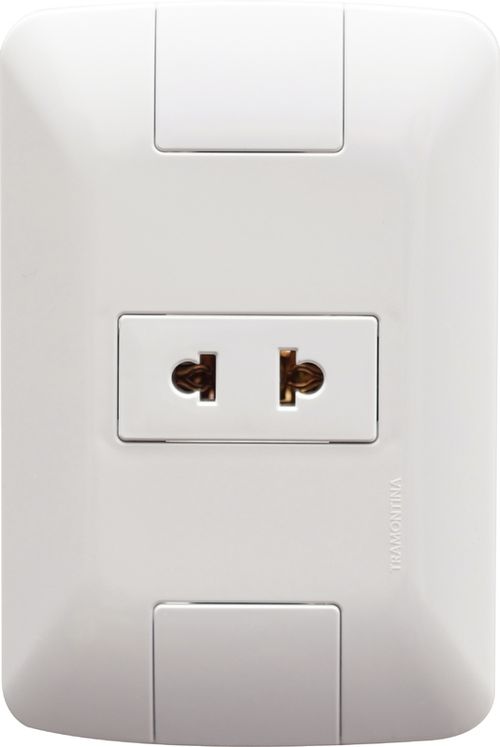 Conjunto 4X2 Con 1 Tomacorriente 2P+T Universal Tramontina Aria 15 A - 16 A 250 V Blanco