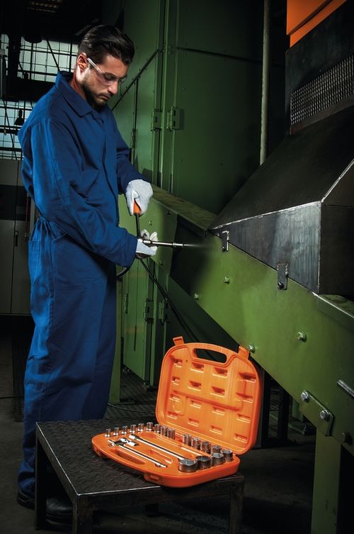 Dado Hexagonal En Acero Cromo Vanadio 18 Mm - Encastre 3/8" Tramontina Pro